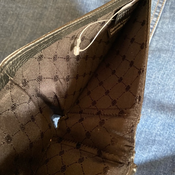 Perry Ellis - Picture 5 of 6